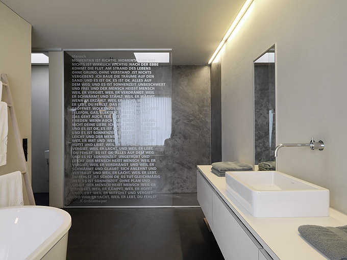 Cửa hàng đại lý cấp 1 Inax và thiết bị phòng tắm Thái Nguyên 