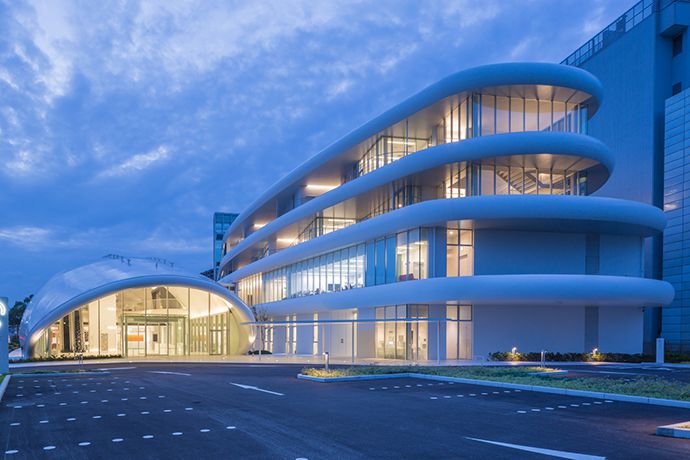 nhà máy thiết bị vệ sinh toto