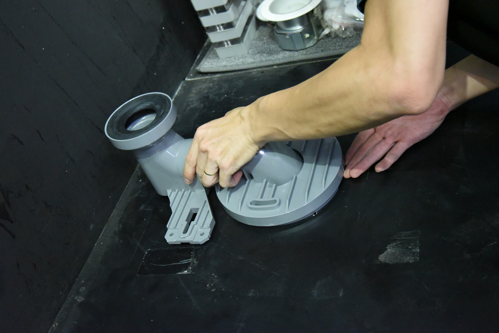 Hướng Dẫn Lắp Đặt Bồn Cầu Toto Theo Thiết Kế Kỹ Thuật - con thỏ bồn cầu