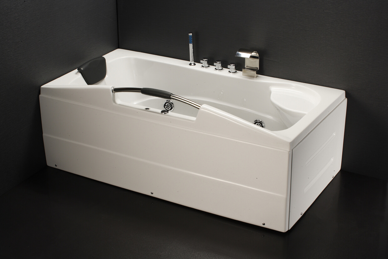 Bồn tắm chân yếm 1m7 massage Caesar MT3370L(R)