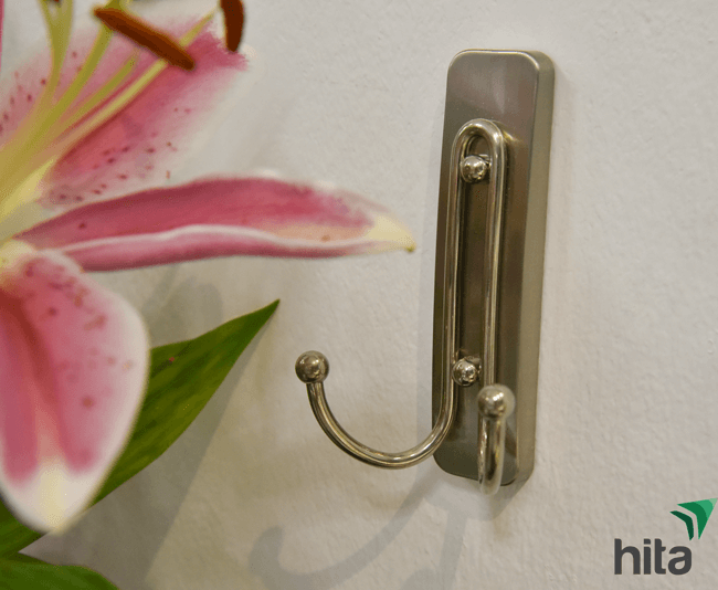 Móc treo kim loại dán tường Command-3M