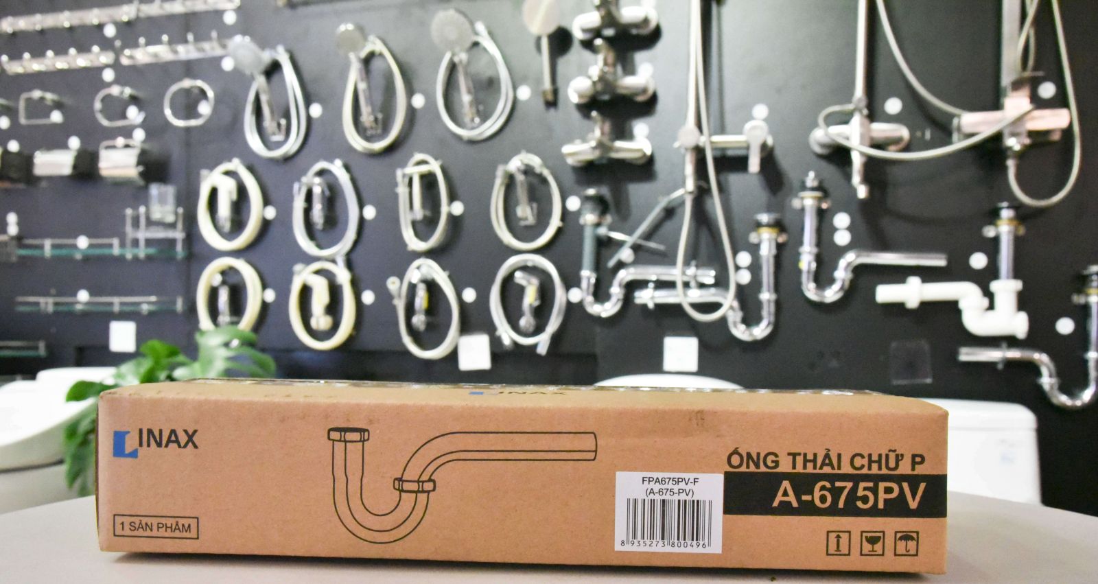 Hộp Inax thật giả, Cách phân biệt thiết bị vệ sinh Inax thật giả, cách nhận biết bồn cầu inax chính hãng