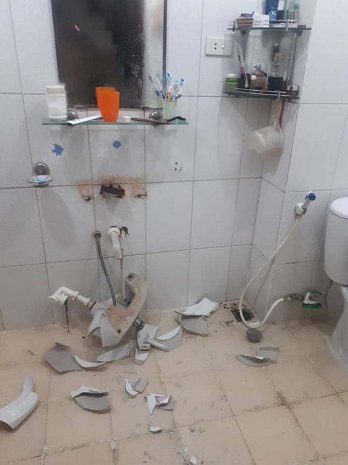 Hiện tượng bồn rửa mặt bị xệ