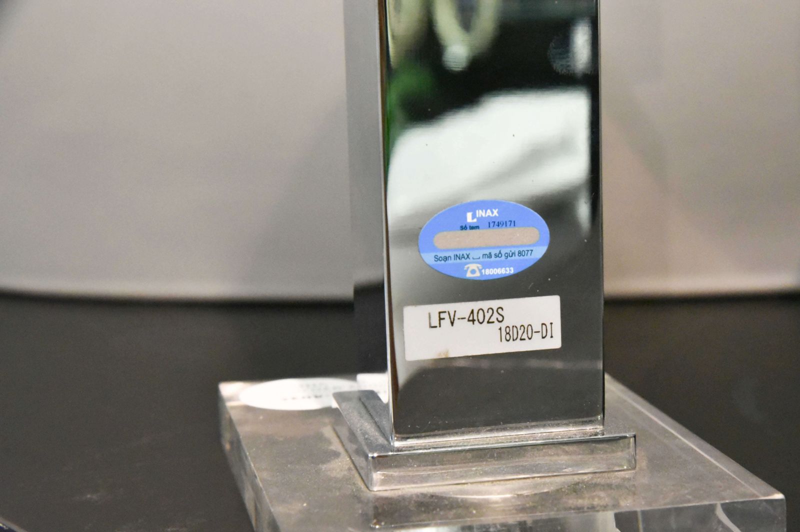 Tem chống hàng giả Inax, Cách phân biệt thiết bị vệ sinh Inax thật giả, cách nhận biết bồn cầu inax chính hãng