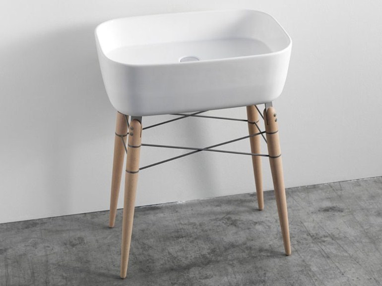 lavabo inax có chân