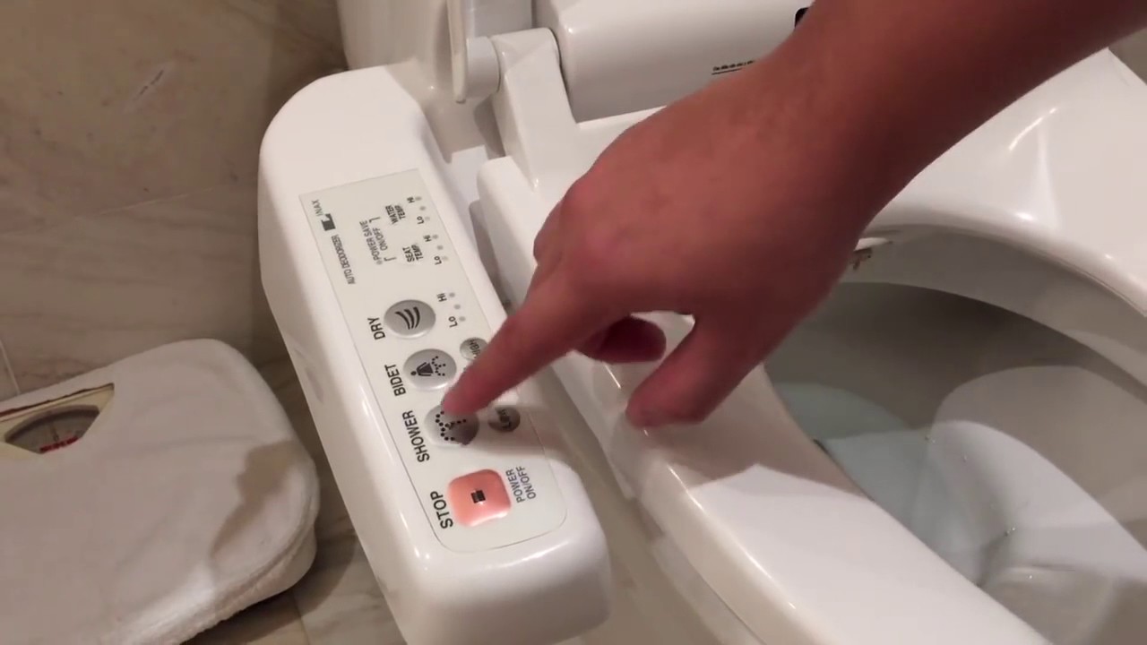 nắp bồn cầu tự rửa thông minh Nhật Bản TOTO 1 nắp bồn cầu tự rửa thông minh Nhật Bản TOTO 1