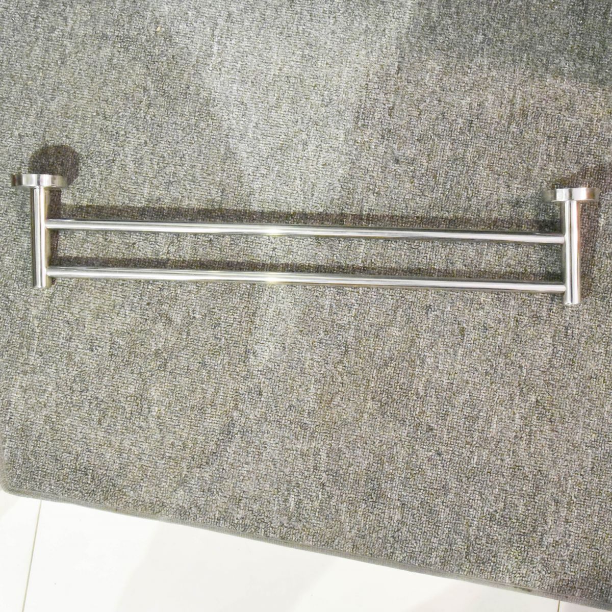 Thanh vắt khăn Inox Outlet 05 là sản phẩm thiết bị vệ sinh outlet, xả kho, thanh lý một số mặt hàng trưng bày, giá khuyến mãi cực kỳ hấp dẫn, đến ngay showroom Hita tại Tphcm
