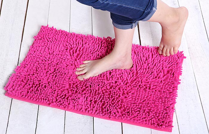 Thảm lau chân giữ cho đôi chân của bạn khô thoáng 