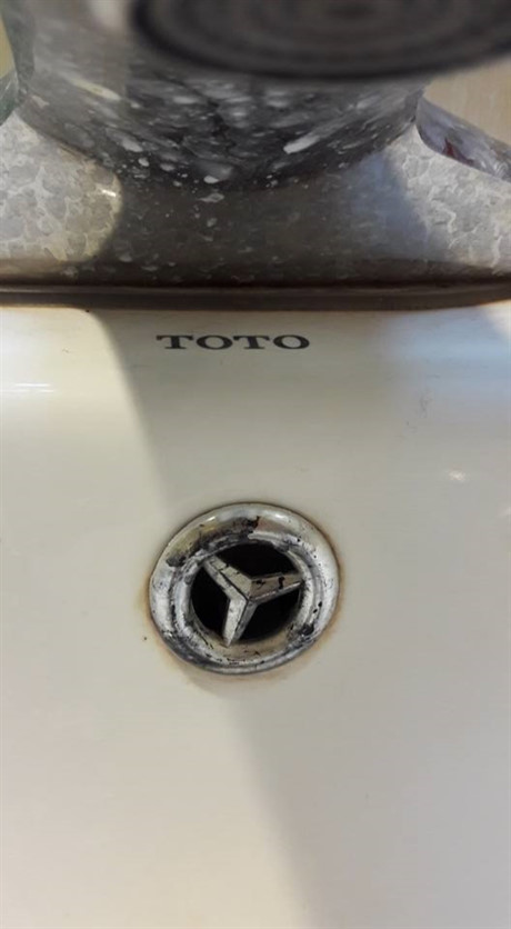 Thiết bị vệ sinh toto trung quốc lộ diện tại TPHCM và HN