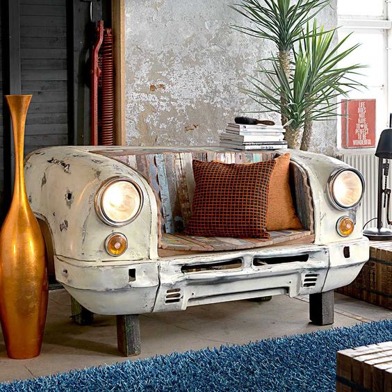 trang trí nhà từ phụ tùng xe