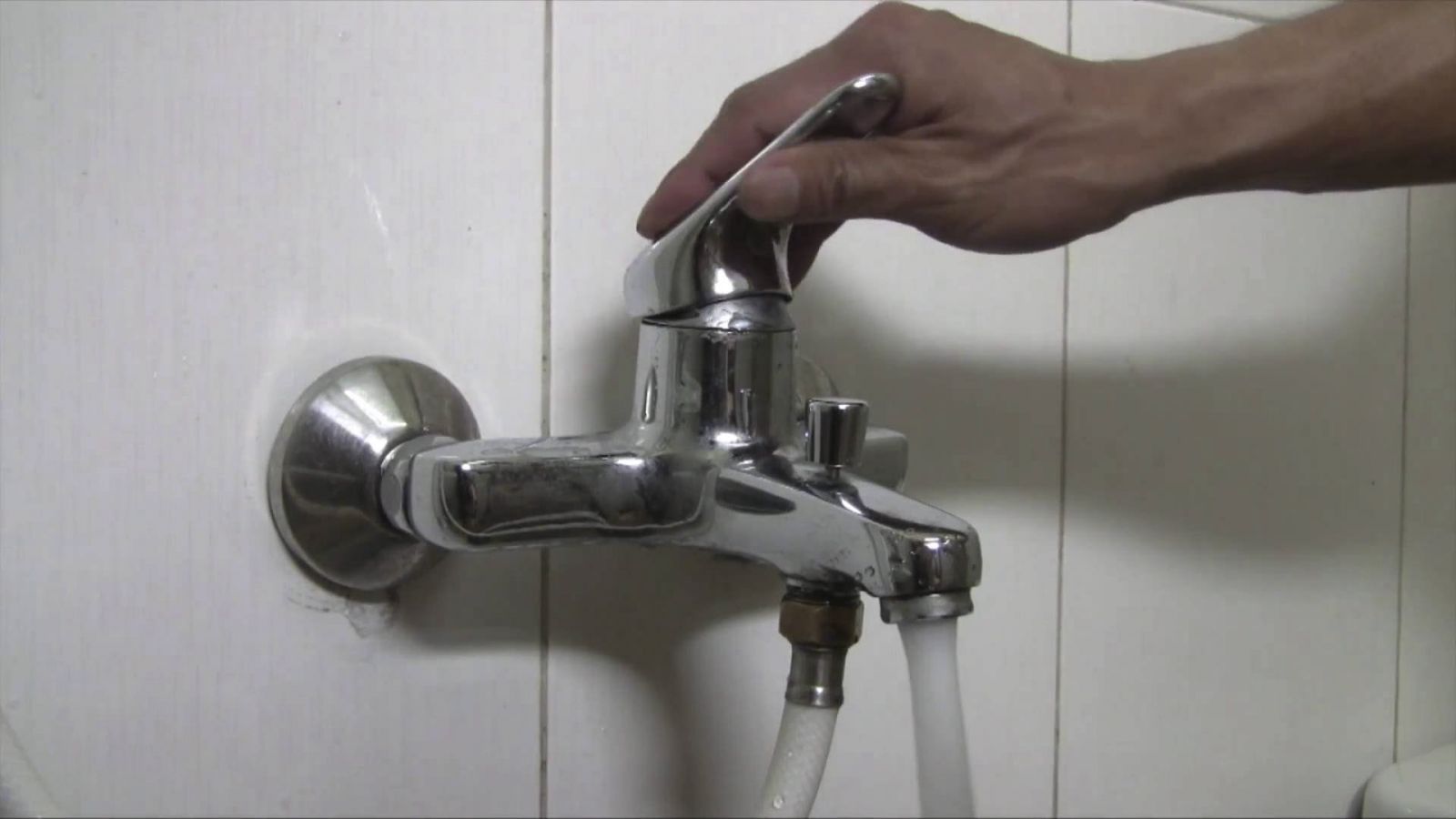 cách sửa vòi nước bị rỉ