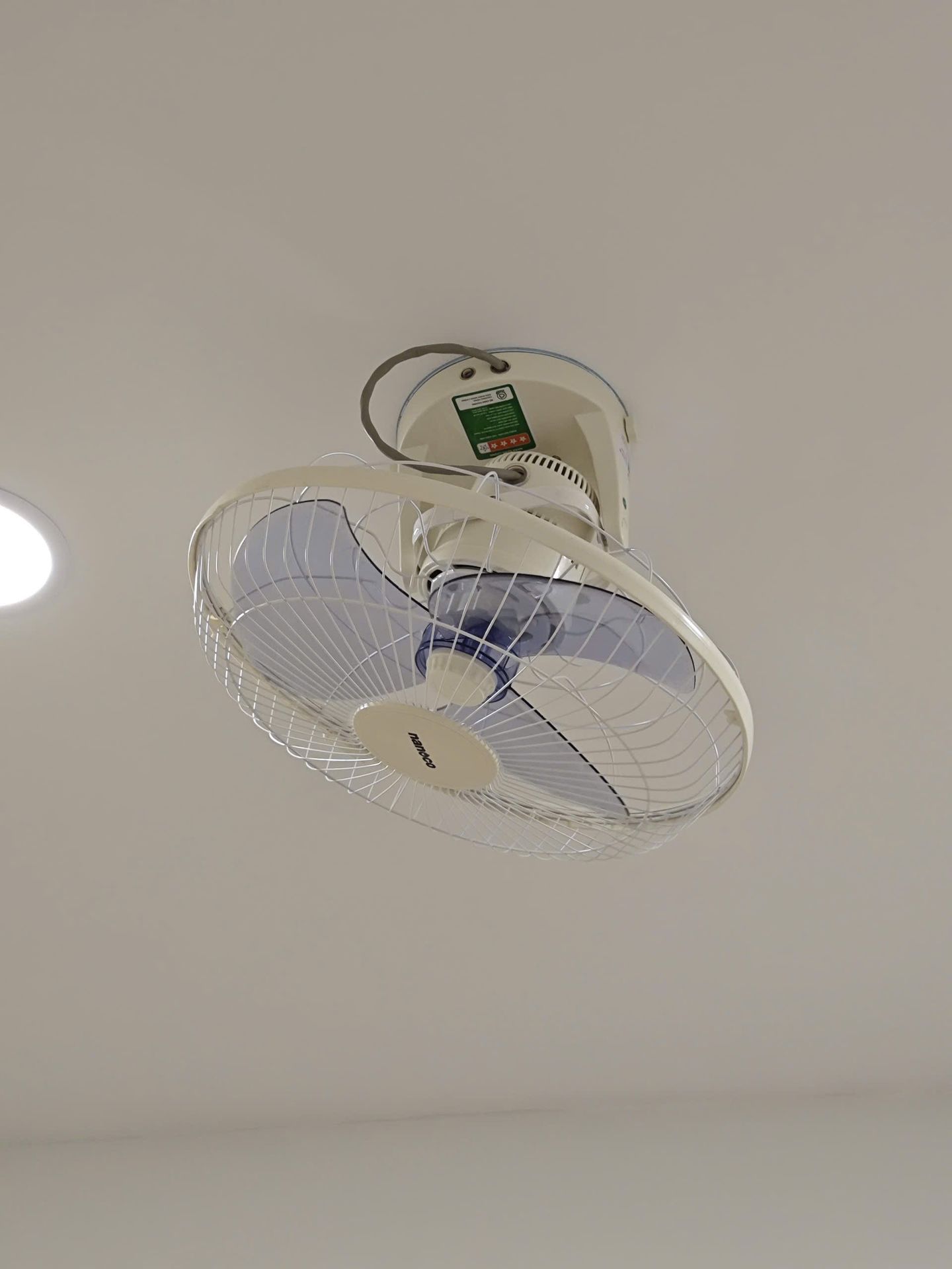 Đánh giá sản phẩm Quạt đảo trần Panasonic F-409QB