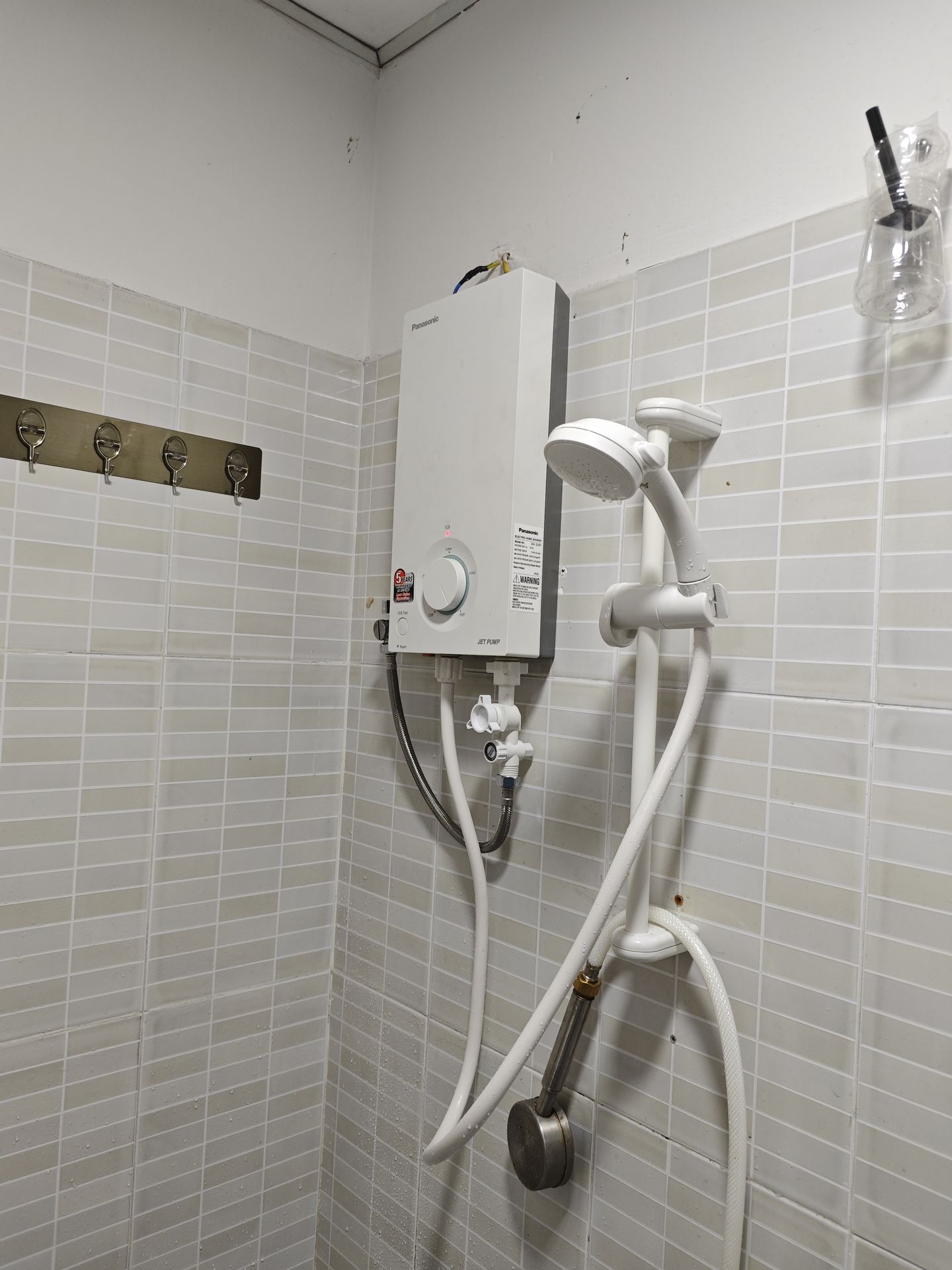 Đánh giá sản phẩm Máy nước nóng trực tiếp V-series 3.5kW Panasonic DH-3VP1VW