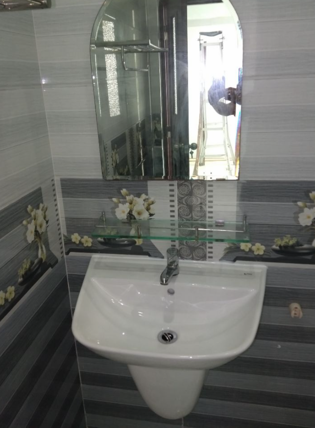 Đánh giá sản phẩm Chậu rửa lavabo treo tường INAX L-297V (L297V) (L-297VFC)