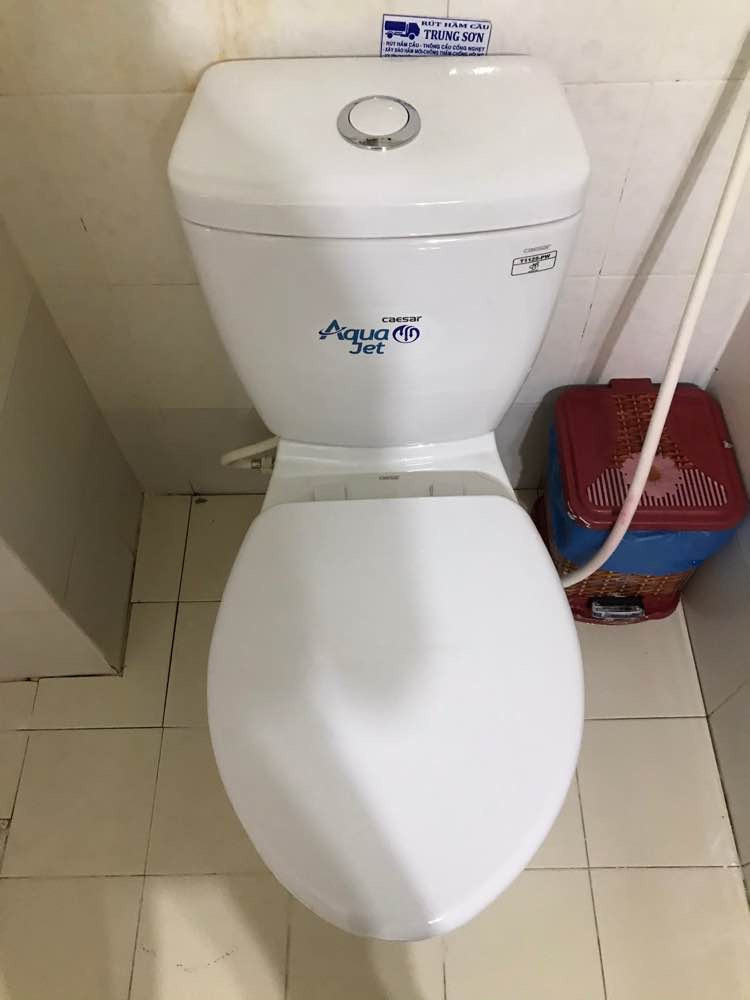 Đánh giá sản phẩm Bồn cầu 2 khối Caesar CT1325 nắp thường
