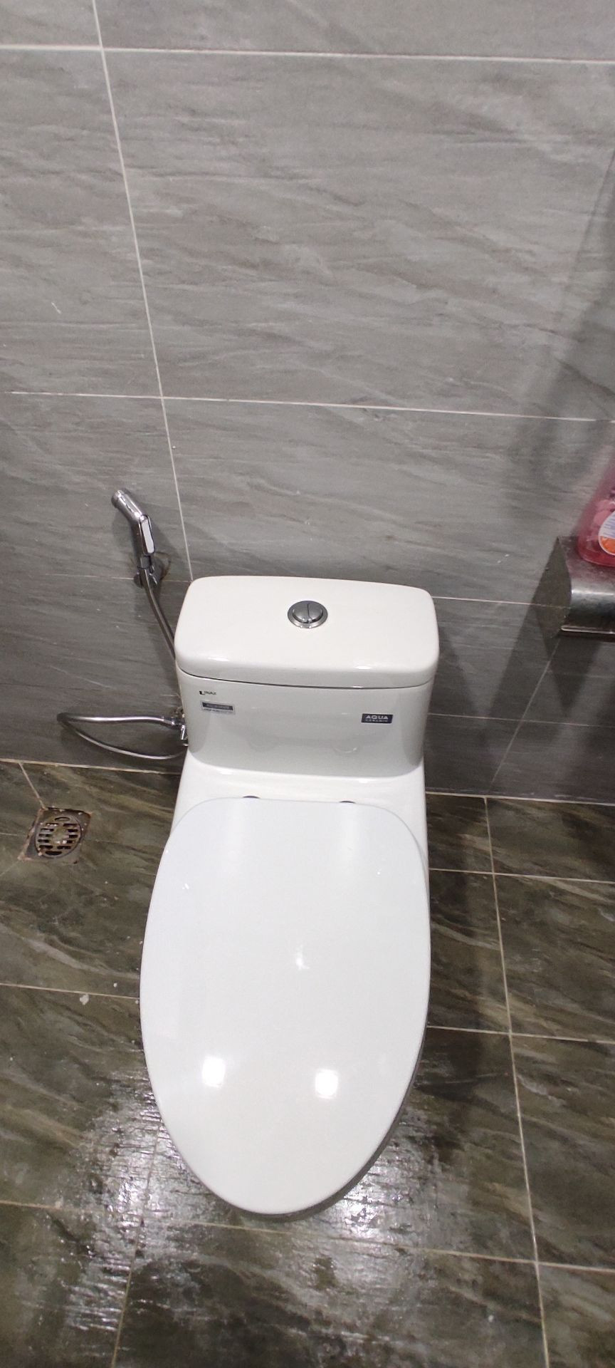 Đánh giá sản phẩm Bồn cầu INAX 1 khối AC-939VN (AC939VN) (bỏ mẫu)