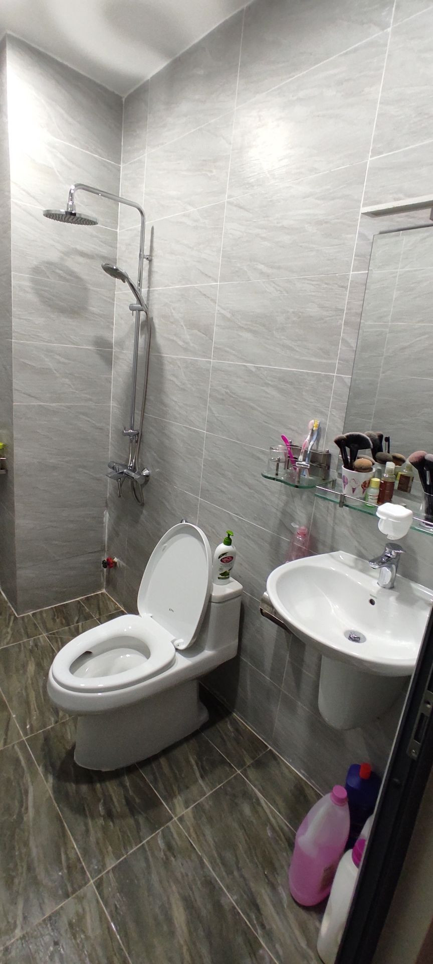 Đánh giá sản phẩm Bồn cầu INAX 1 khối AC-939VN (AC939VN) (bỏ mẫu)