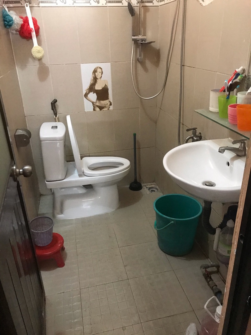 Đánh giá sản phẩm Bồn cầu 2 khối INAX AC-504VAN (AC504VAN) nắp đóng êm