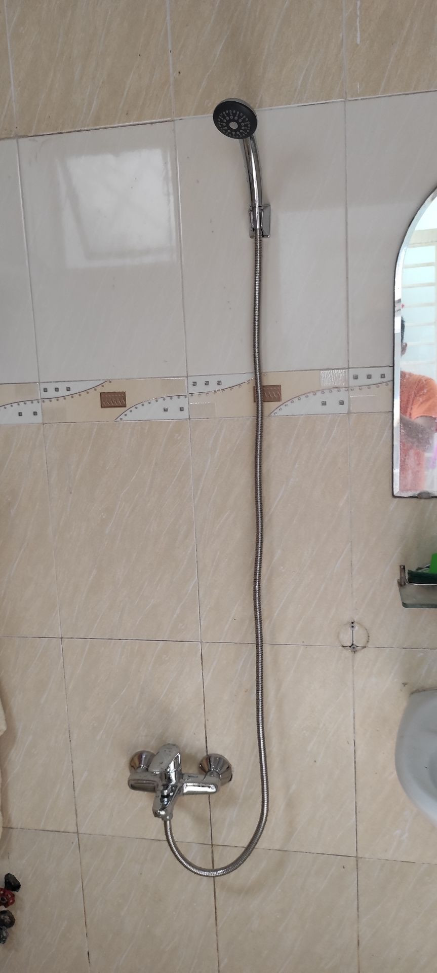 Đánh giá sản phẩm Bộ vòi sen tắm nóng lạnh INAX BFV-1113S-4C (BFV1113S4C)