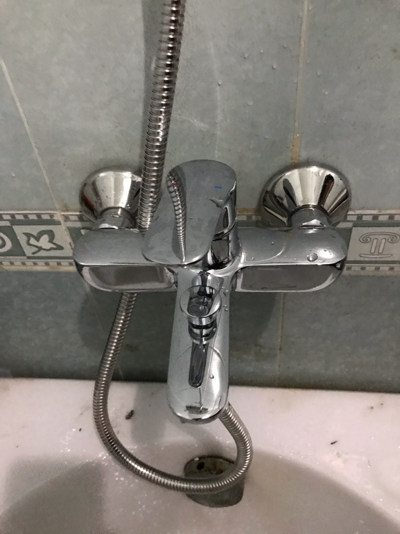 Đánh giá sản phẩm Bộ sen tắm nóng lạnh INAX BFV-1403S-4C (BFV1403S4C)