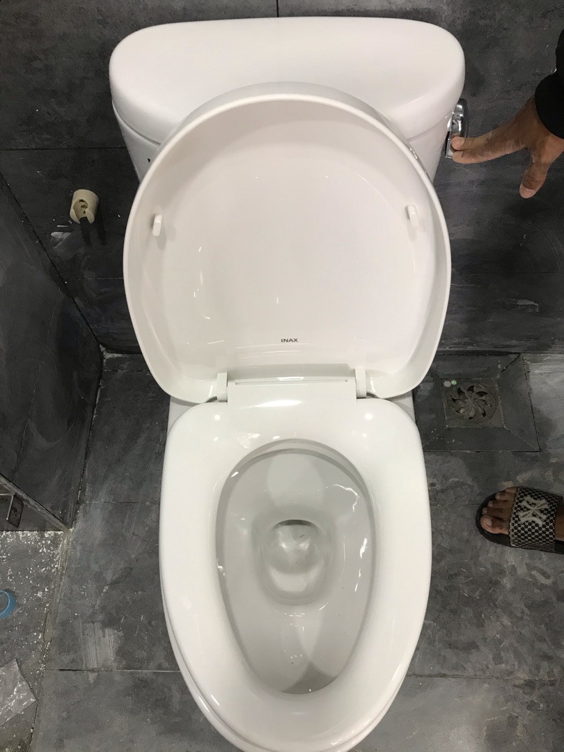 Đánh giá sản phẩm Bồn cầu 2 khối INAX AC-710VAN (AC710VAN) nắp đóng êm