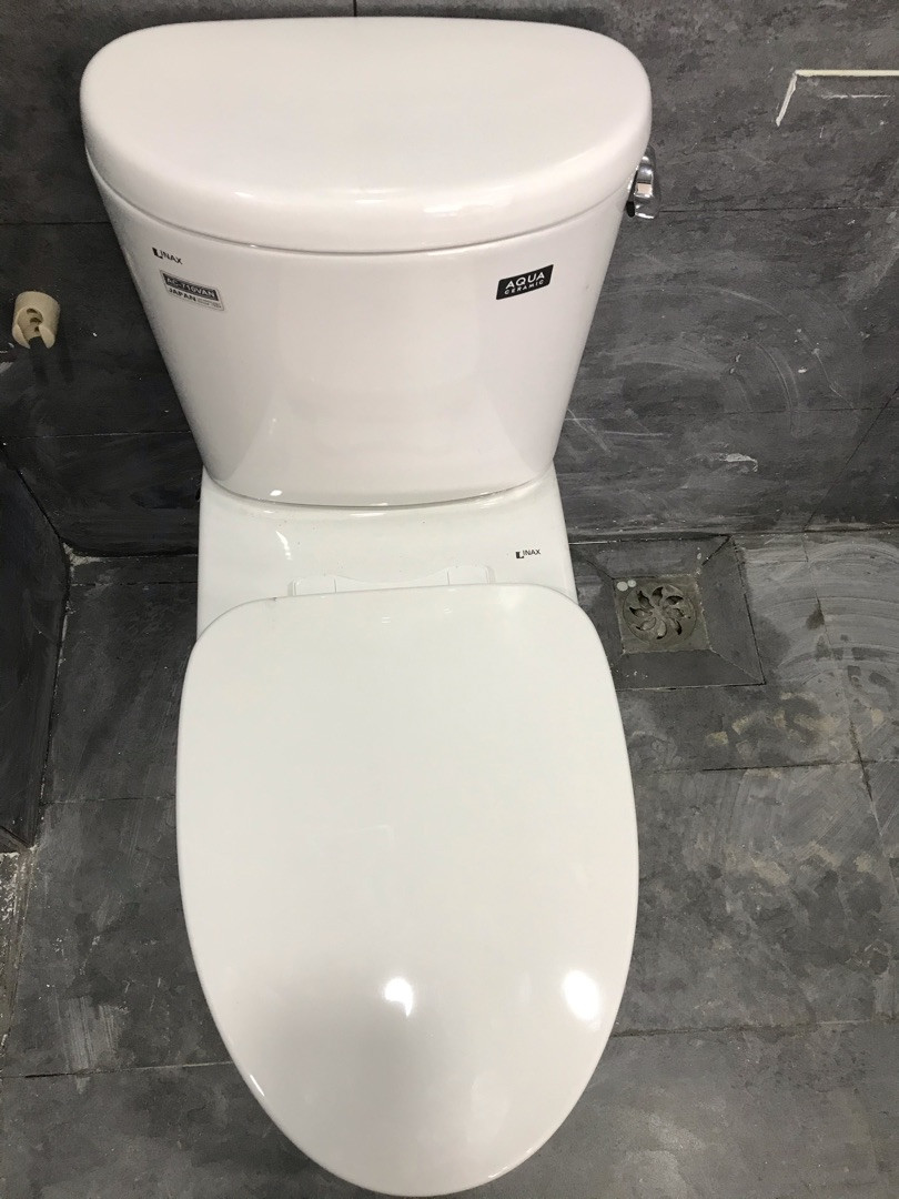 Đánh giá sản phẩm Bồn cầu 2 khối INAX AC-710VAN (AC710VAN) nắp đóng êm