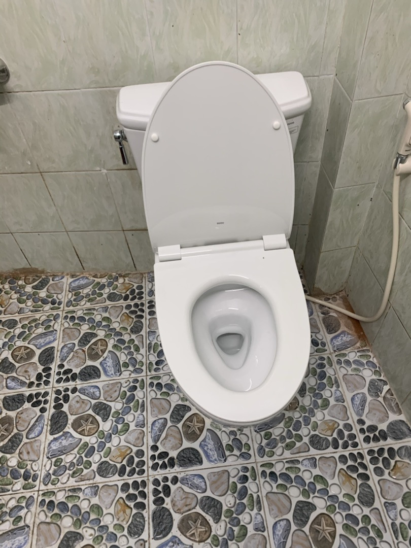 Đánh giá sản phẩm Bồn cầu 2 khối TOTO CS986GT8 nắp đóng êm TC600VS