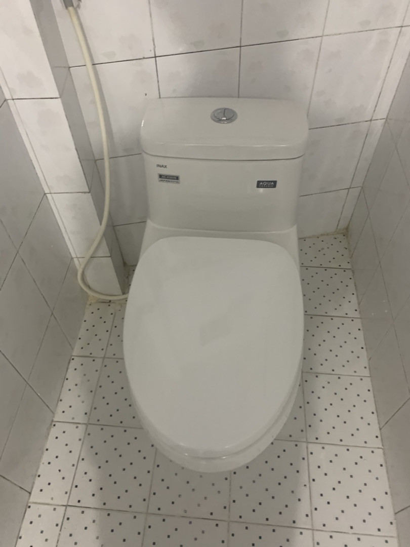 Đánh giá sản phẩm Bồn cầu INAX 1 khối AC-939VN (AC939VN) (bỏ mẫu)