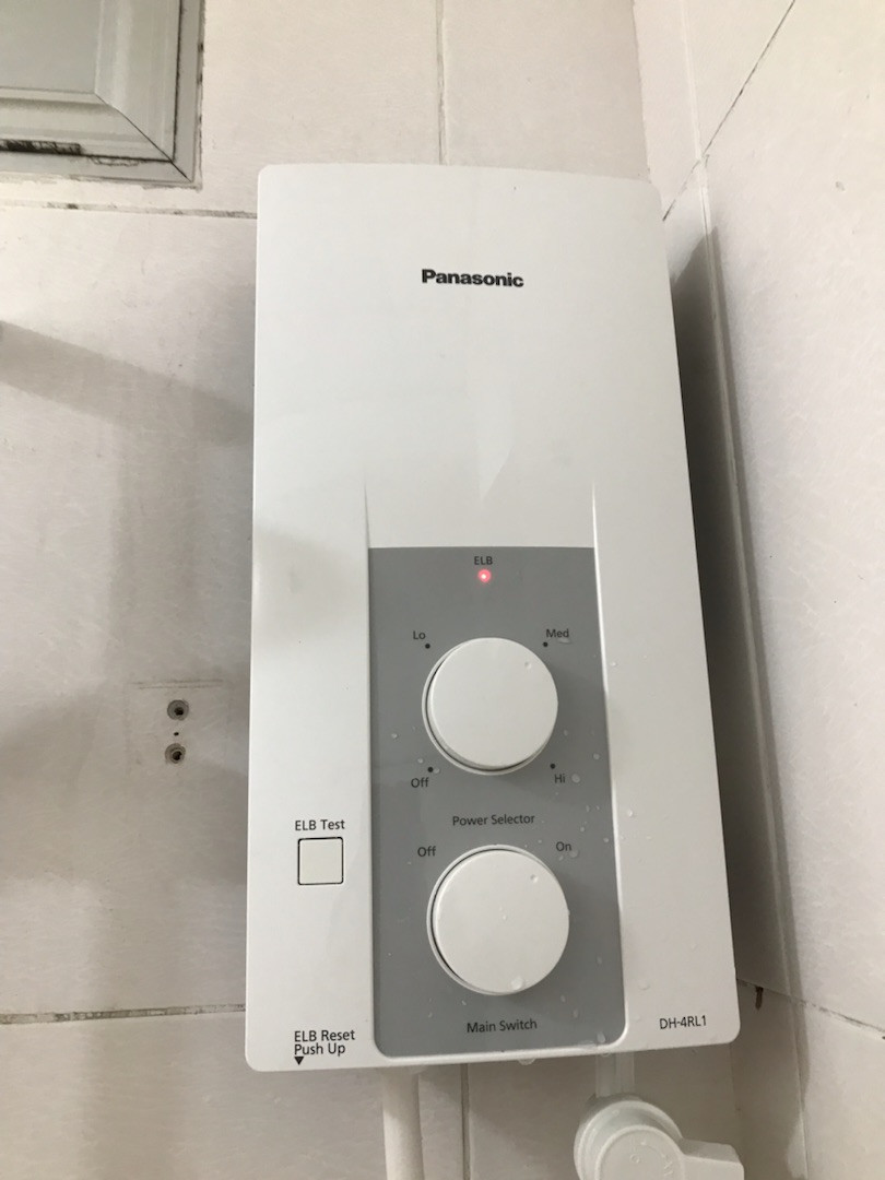 Đánh giá sản phẩm Máy nước nóng trực tiếp Panasonic 4.5kW DH-4RL1VW