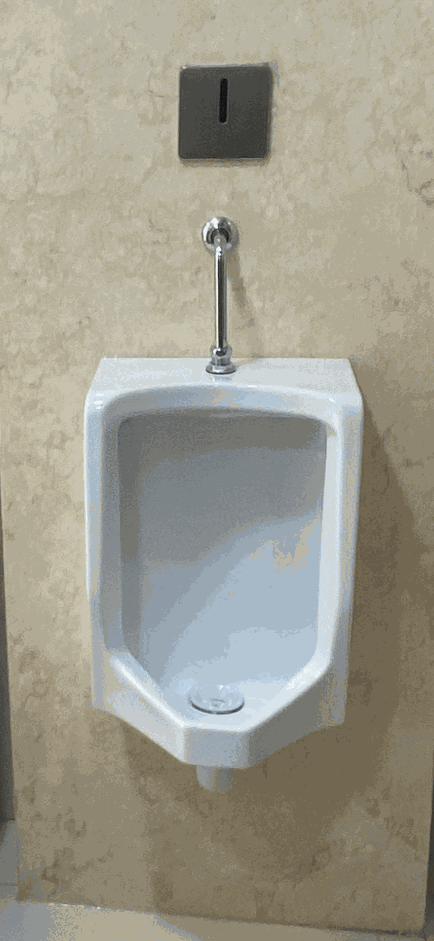 Đánh giá sản phẩm Bồn tiểu nam TOTO UT57S treo tường