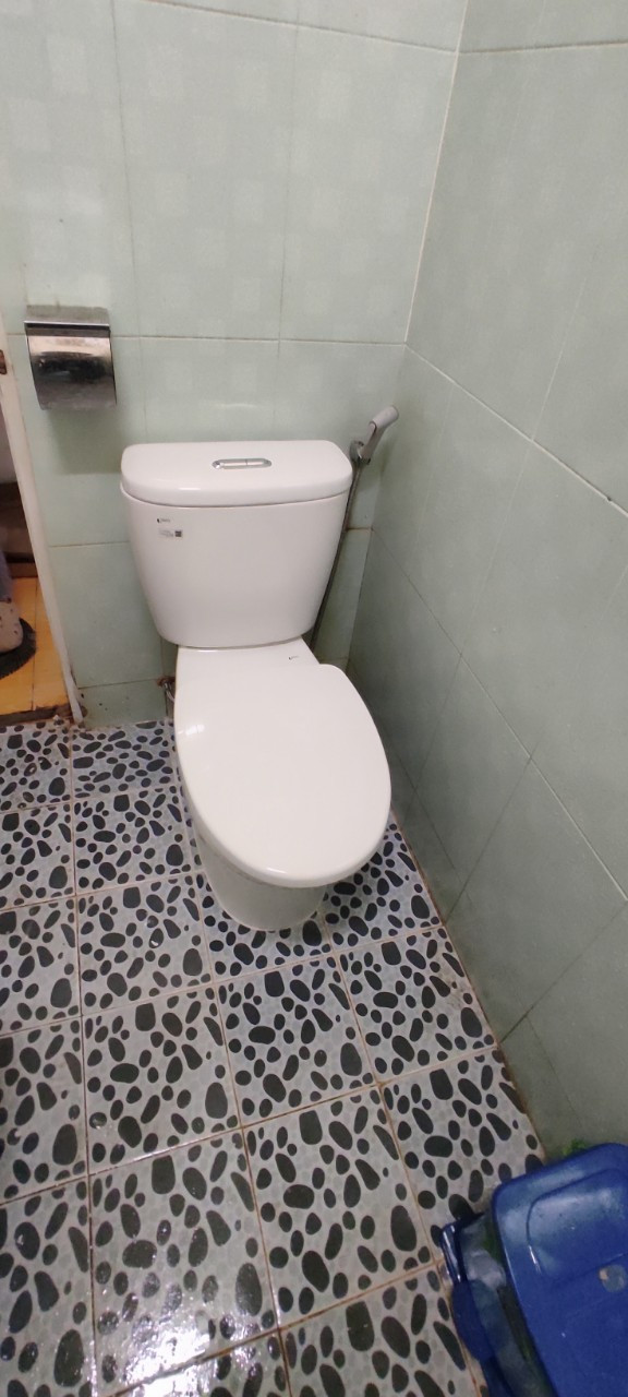 Đánh giá sản phẩm Bồn cầu 2 khối INAX C-306VA (C306VA) xả nhấn nắp thường