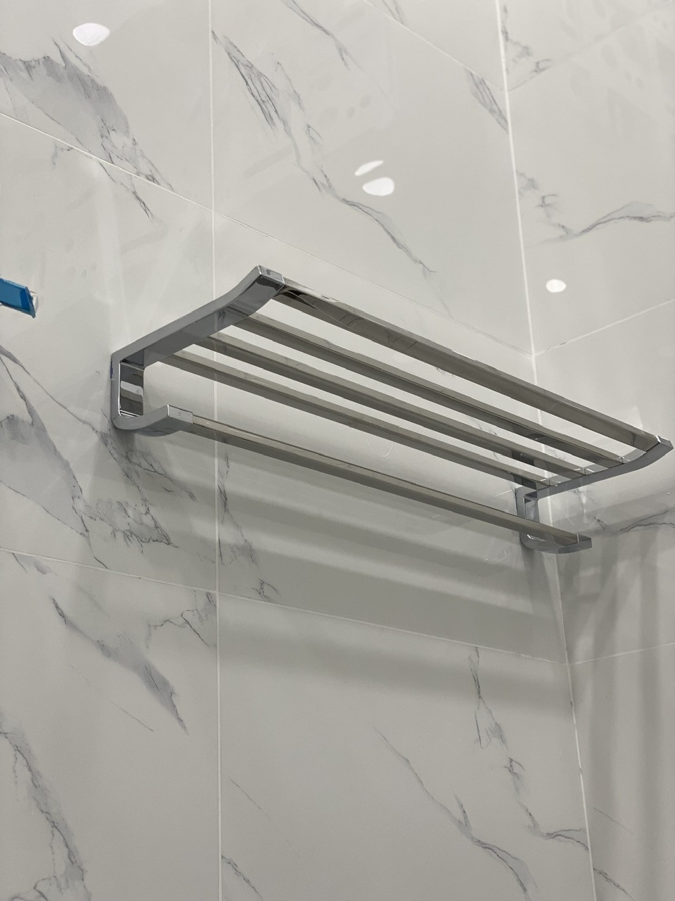 Đánh giá sản phẩm Thanh vắt khăn 2 tầng TOTO YTS903BV