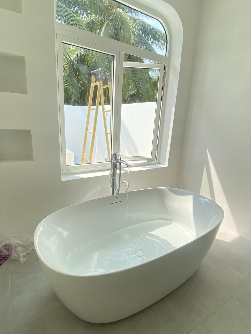 Đánh giá sản phẩm Bồn tắm đặt sàn 1m7 INAX BF-1760V (BF1760V) chống trượt