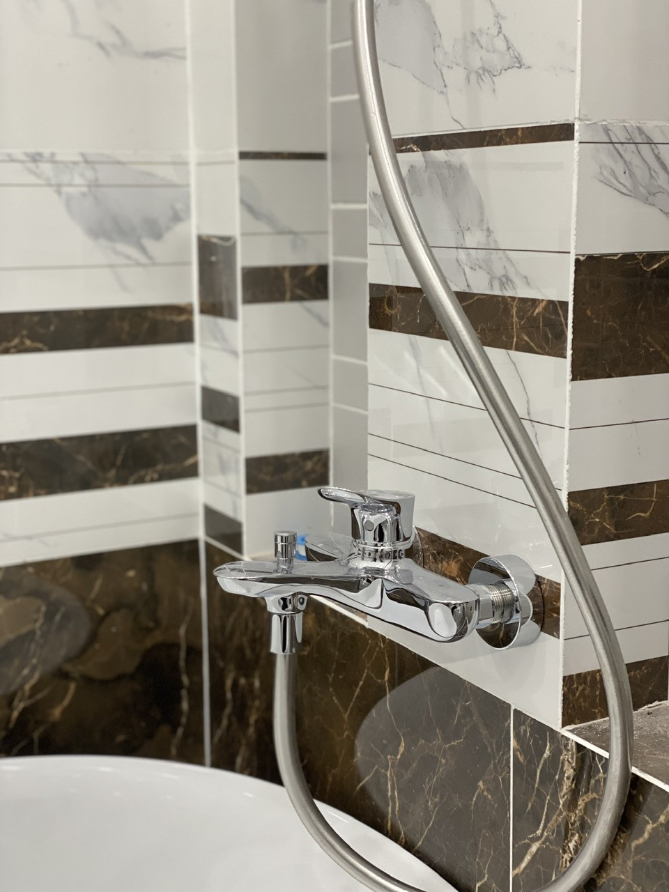 Đánh giá sản phẩm Củ sen tắm nóng lạnh GO Series TOTO TBG01302VA