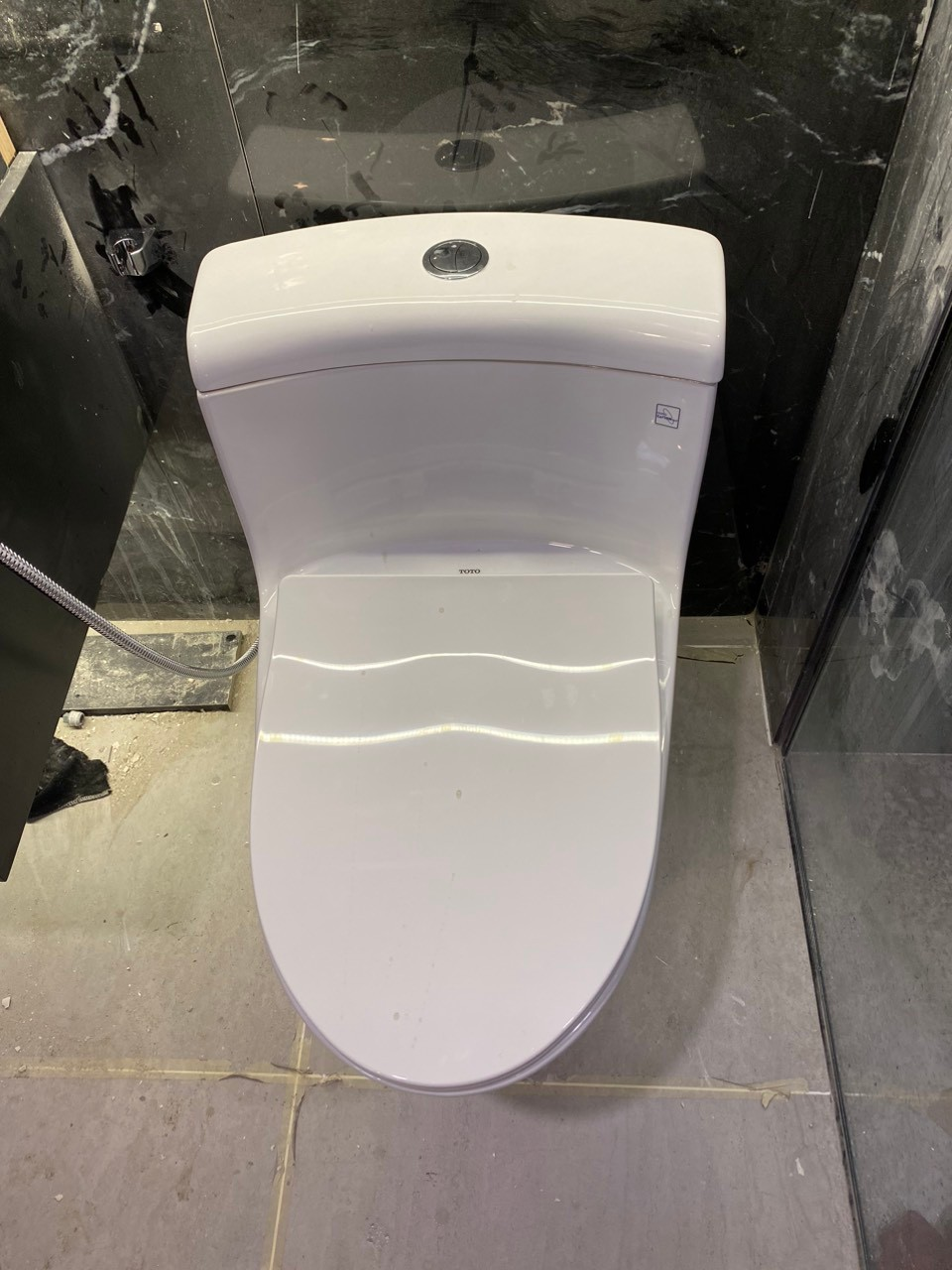 Đánh giá sản phẩm Bồn cầu 1 khối TOTO MS636DT8 nắp đóng êm TC600VS