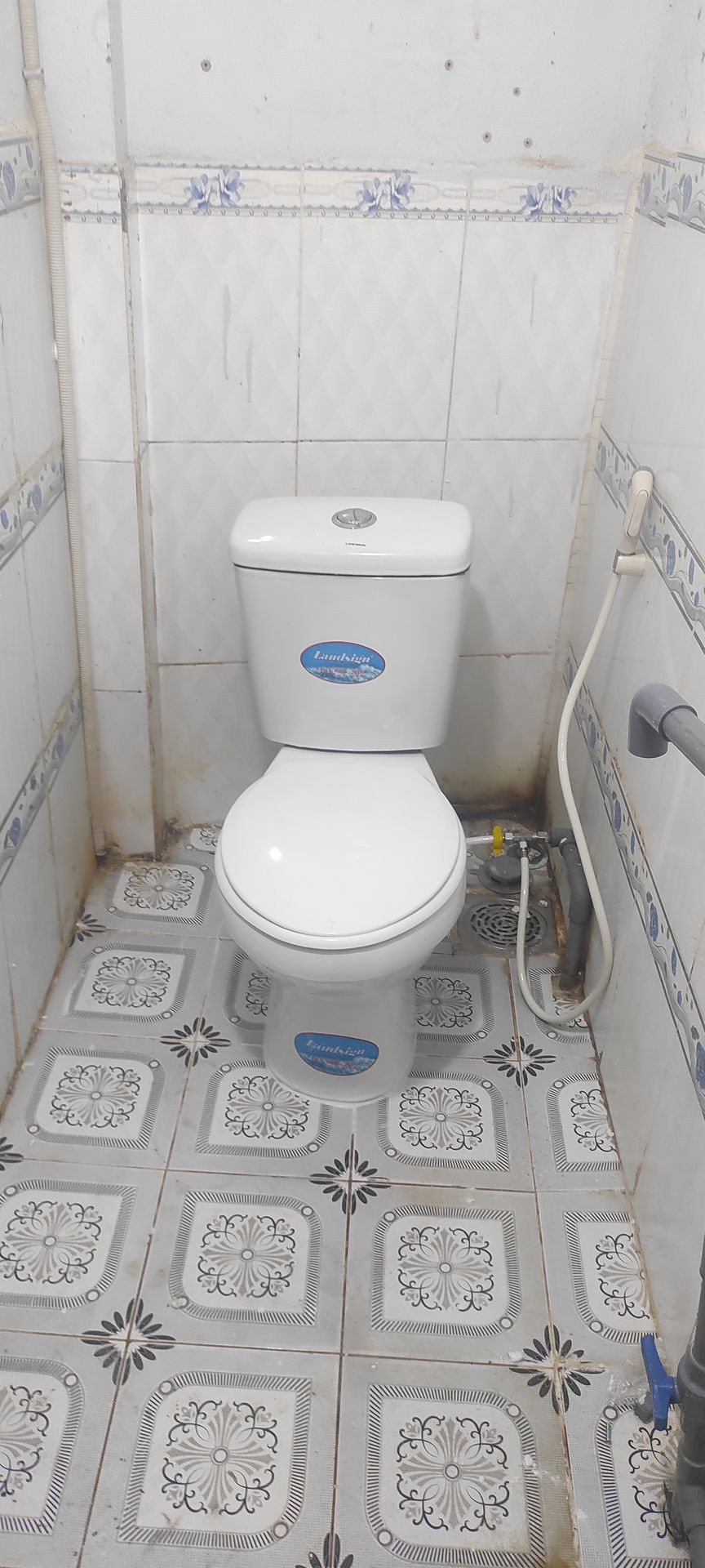 Đánh giá sản phẩm Bồn cầu LANDSIGN 2 khối xả nhấn LS2KN