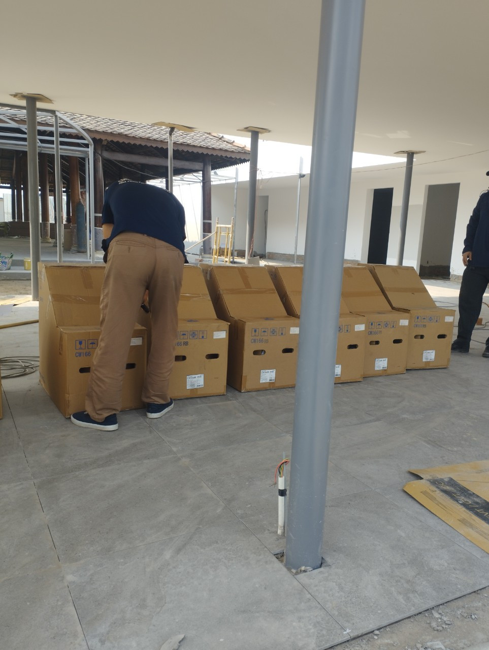 Đánh giá sản phẩm Bồn cầu TOTO CW166RB TC384CVK T53P100VR 1 khối nắp đóng êm