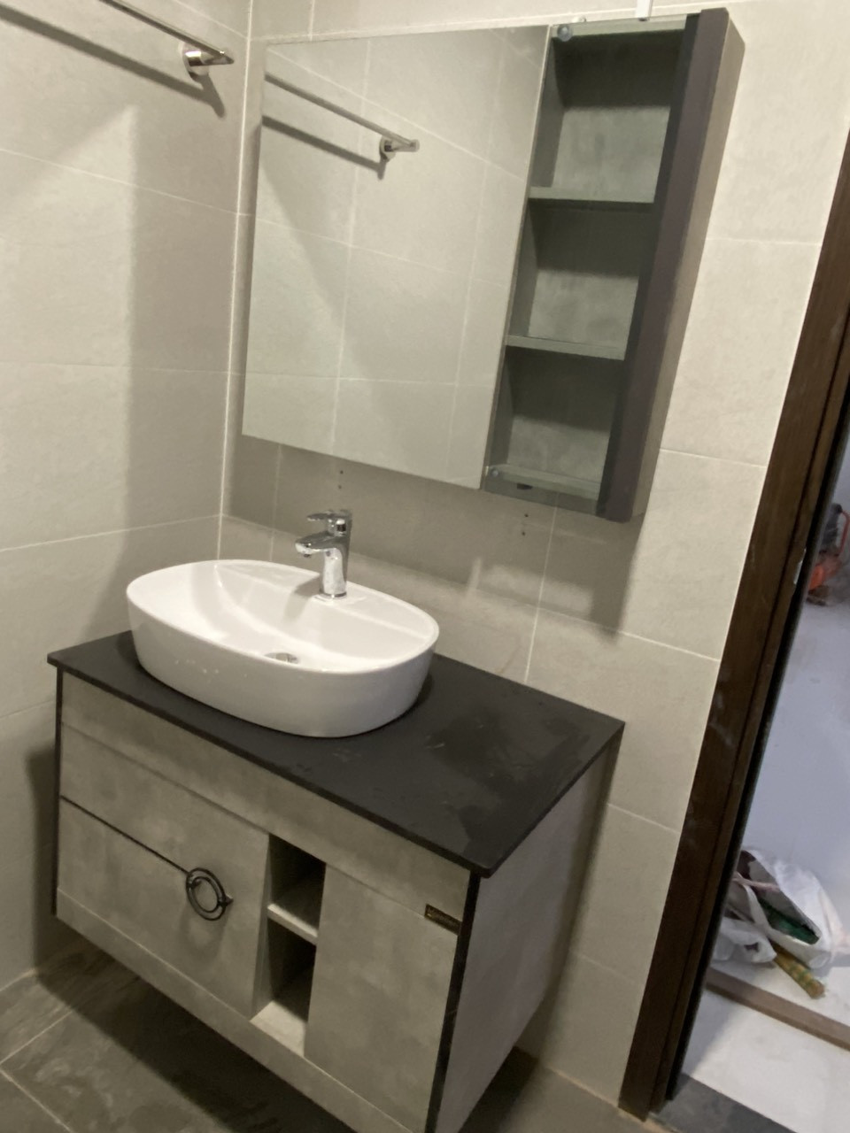 Đánh giá sản phẩm Bộ tủ chậu và tủ gương led size 800mm MOWOEN MW6608-80