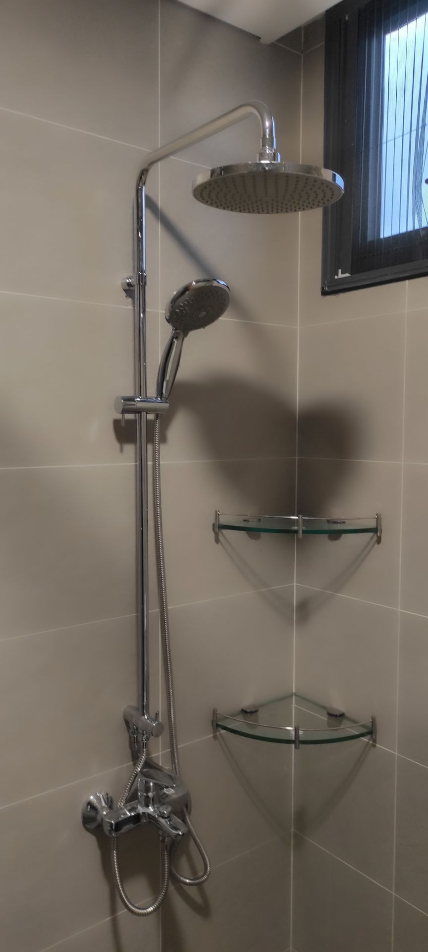 Đánh giá sản phẩm Sen cây tắm đứng tách rời INAX BFV-CL2 (BFVCL2)