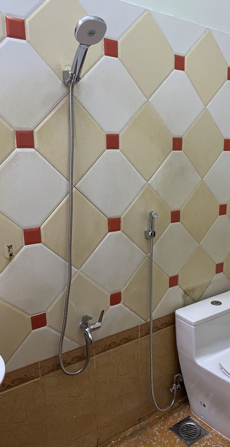 Đánh giá sản phẩm Bộ vòi sen tắm lạnh INAX BFV-17-8C (BFV178C)