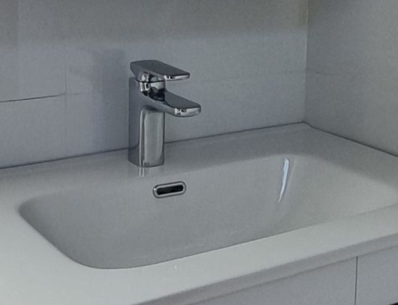 Đánh giá sản phẩm Vòi chậu lavabo nóng lạnh INAX LFV-632S-2 (LFV632S2)