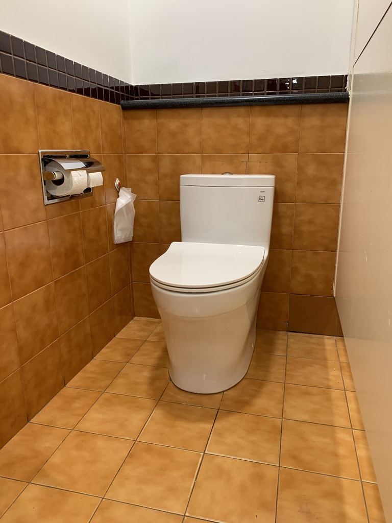 Đánh giá sản phẩm Bồn cầu 1 khối TOTO MS889DRT8 nắp đóng êm TC600VS