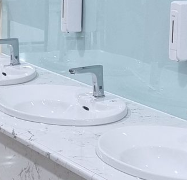 Đánh giá sản phẩm Vòi chậu lavabo COTTO CT4918DC cảm ứng lạnh (dùng pin)