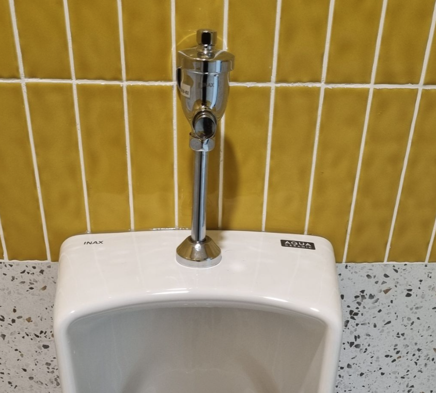 Đánh giá sản phẩm Van Xả Ấn Bồn Tiểu Inax Kiểu Ấn UF-7V (UF7V)