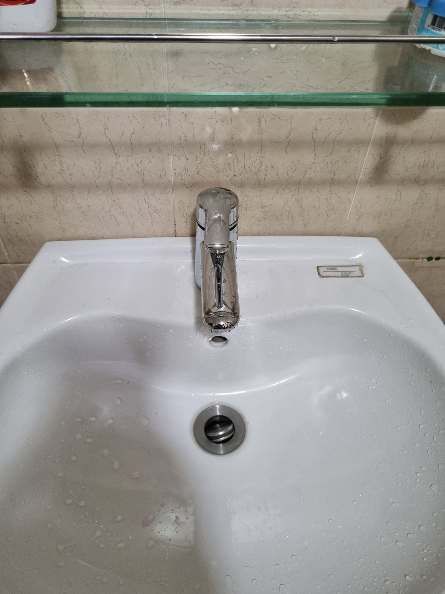 Đánh giá sản phẩm Vòi lavabo lạnh TOTO TVLC101NSR