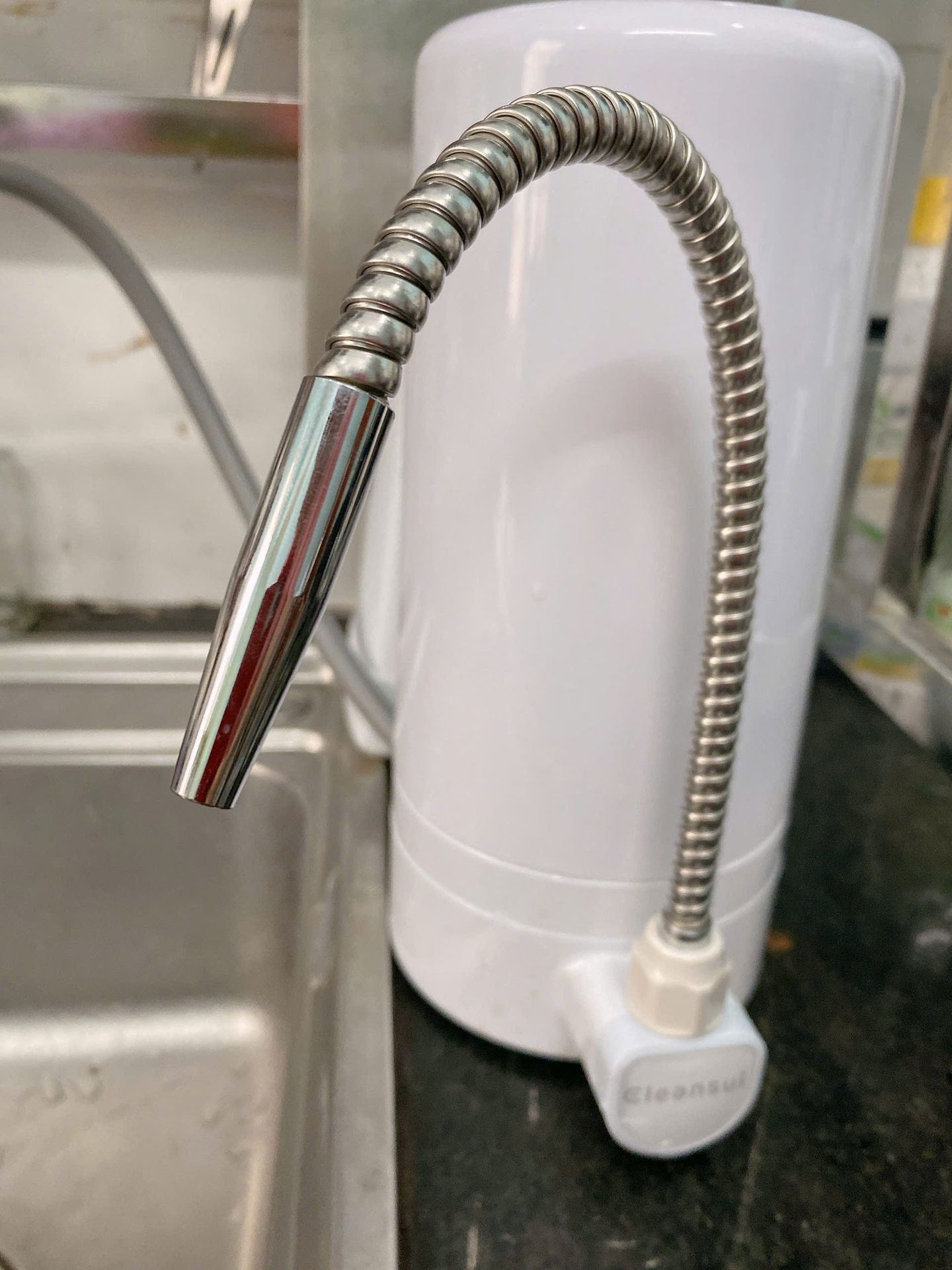 Đánh giá sản phẩm Thiết bị lọc nước trên bồn rửa Mitsubishi Cleansui ET101