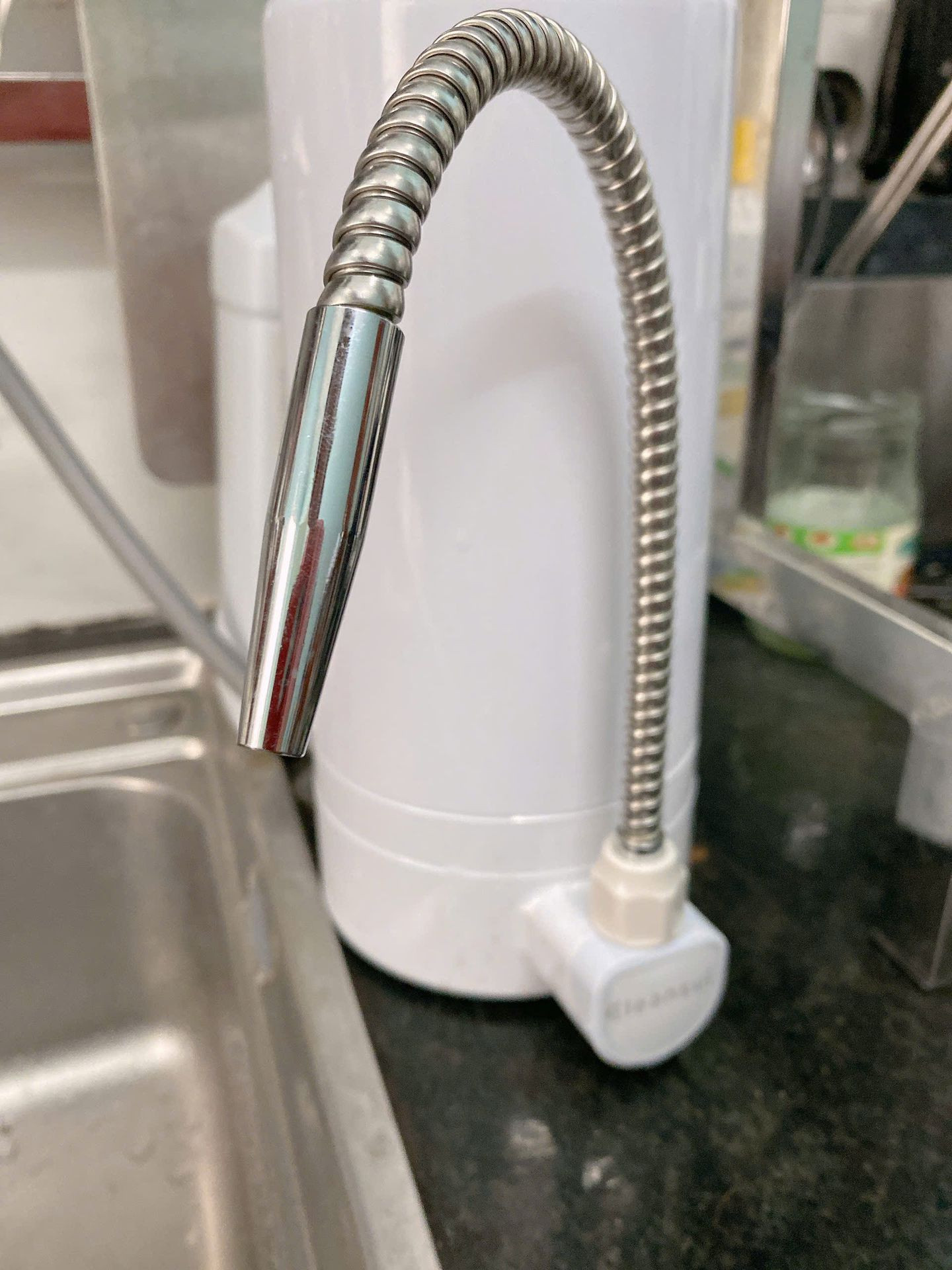 Đánh giá sản phẩm Thiết bị lọc nước trên bồn rửa Mitsubishi Cleansui ET101