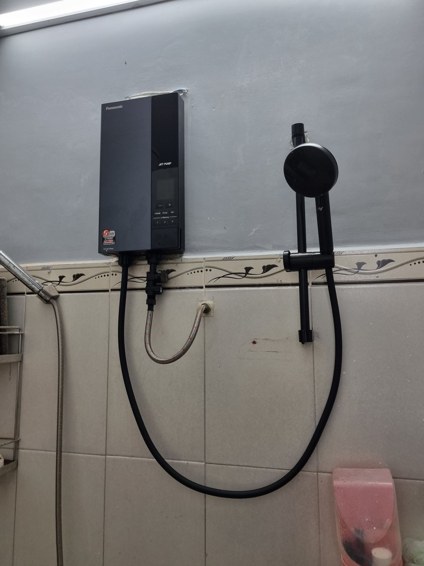 Đánh giá sản phẩm Máy nước nóng trực tiếp Panasonic 4.5 kW DH-4UDP1VZ