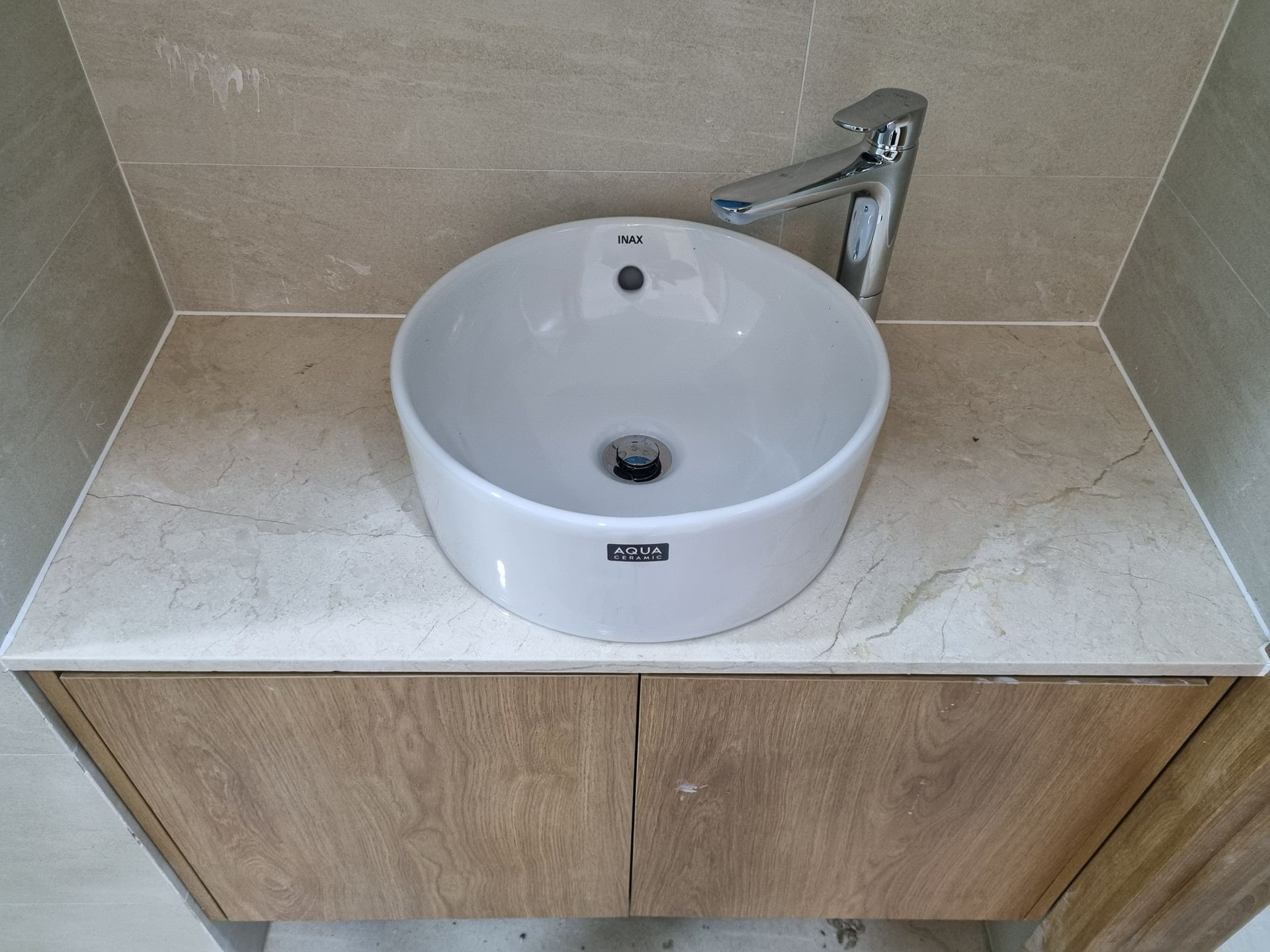 Đánh giá sản phẩm Chậu rửa lavabo đặt bàn INAX AL-295V (AL295V) men Aqua Ceramic