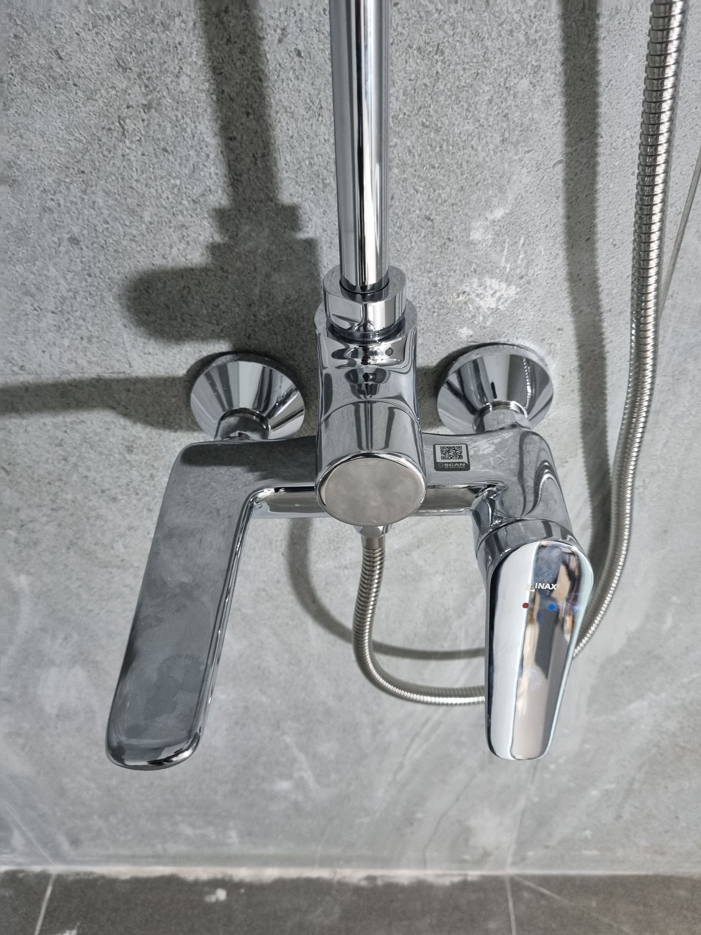 Đánh giá sản phẩm Bộ sen cây nóng lạnh INAX BFV-515S (BFV515S)